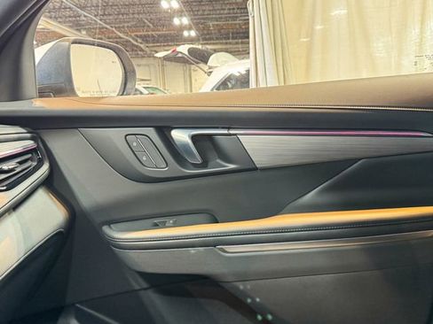 New 2025 Buick Enclave Preferred w/ LPO, Floor Liner Package image 38