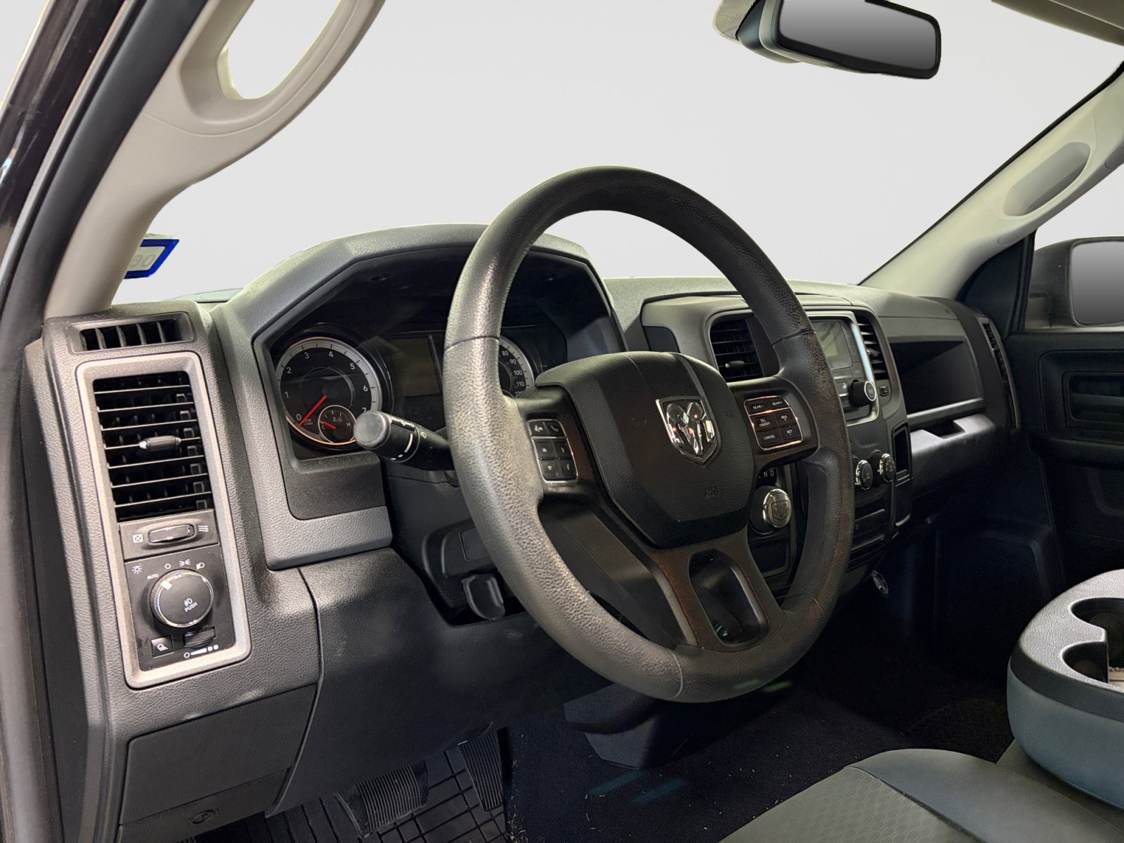 Used 2018 RAM 1500 Express RWD image 12