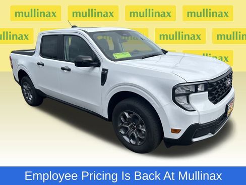 New 2025 Ford Maverick XLT w/ XLT Luxury Package AWD/4WD image 1