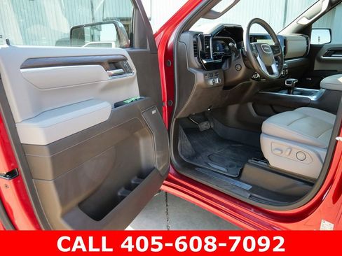 Used 2024 GMC Sierra 1500 SLT AWD/4WD image 57