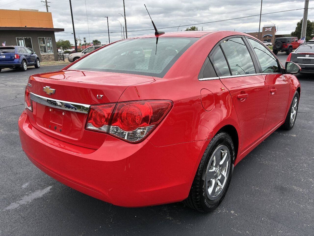 Used 2014 Chevrolet Cruze LT FWD image 3