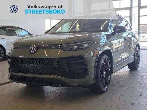 New 2026 Volkswagen Tiguan SE R-Line FWD image 1