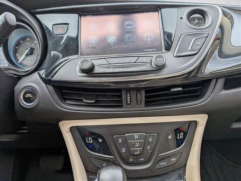 Used 2017 Buick Envision Preferred image 16