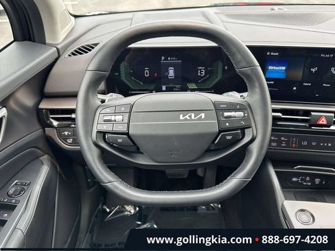 Certified 2026 Kia Sportage EX w/ EX Panoramic Sunroof Package AWD/4WD image 13