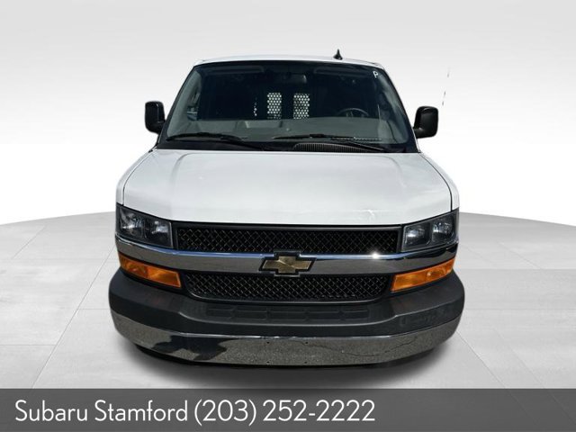 Used 2025 Chevrolet Express 2500 w/ Driver Convenience Package RWD image 2