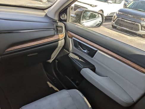 Used 2017 Honda CR-V EX image 11