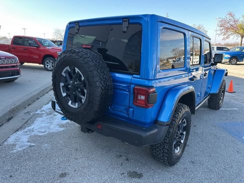 Used 2024 Jeep Wrangler Unlimited Rubicon 4xe image 25