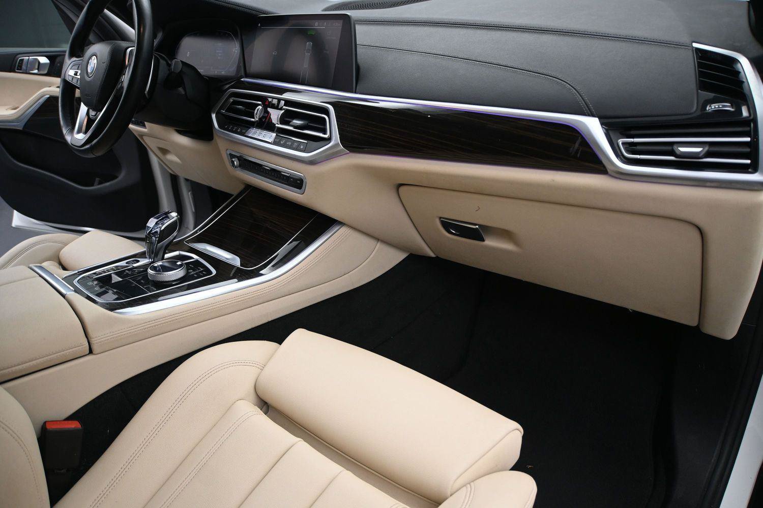 Used 2021 BMW X5 xDrive40i w/ Convenience Package AWD/4WD image 24