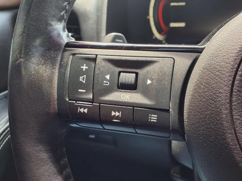 Used 2021 Nissan Rogue Platinum FWD image 22