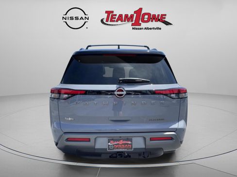 New 2026 Nissan Pathfinder Platinum FWD image 6