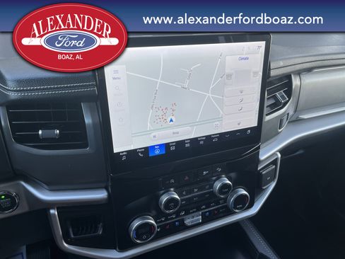 Used 2024 Ford Expedition XLT image 29