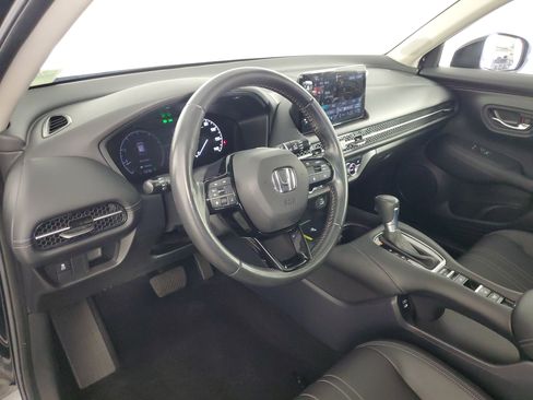 Used 2024 Honda HR-V EX-L image 11