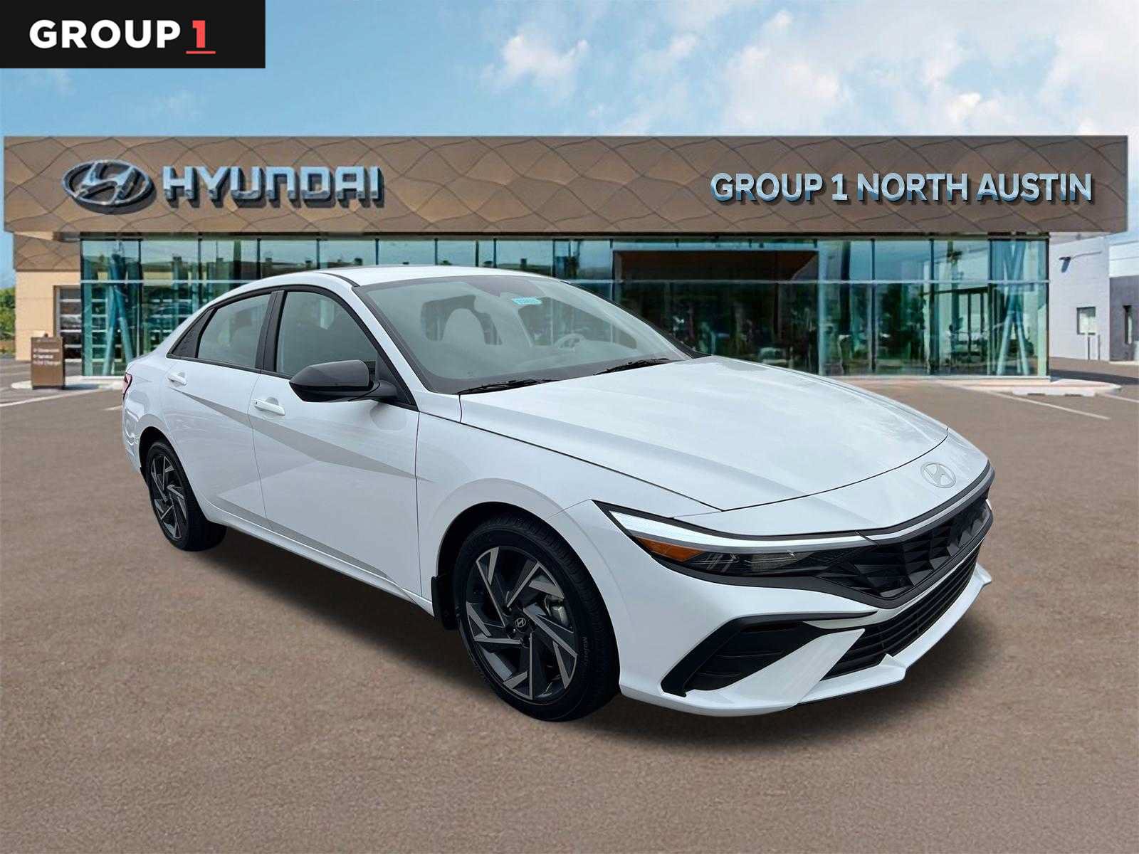 Certified 2025 Hyundai Elantra Sport FWD image 1