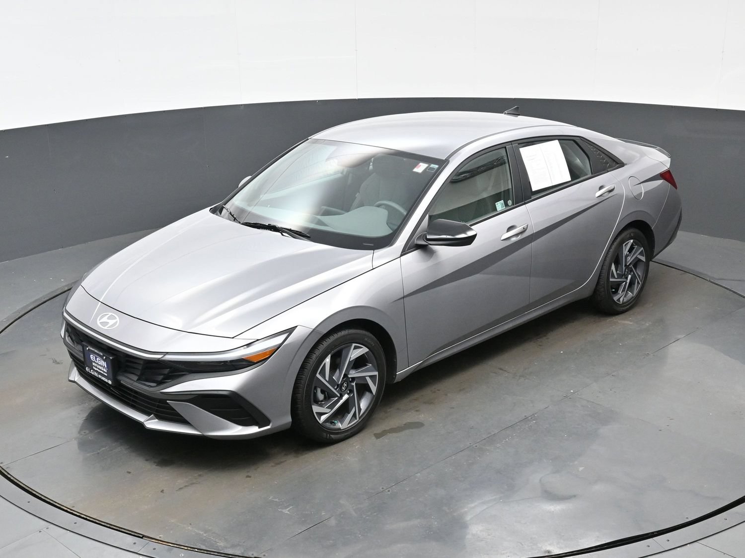 Used 2025 Hyundai Elantra Sport FWD image 32