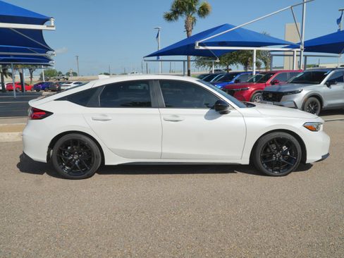 Used 2026 Honda Civic Sport image 4
