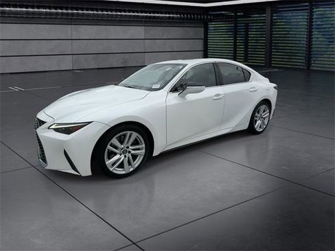 Certified 2023 Lexus IS 300 300 image 4