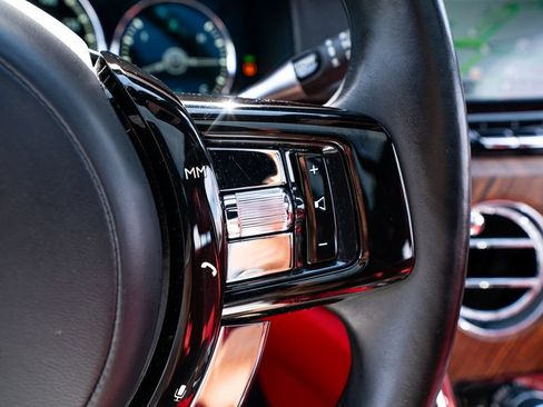Used 2019 Rolls-Royce Cullinan AWD/4WD image 34