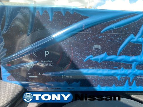 New 2026 Nissan Kicks SR image 14