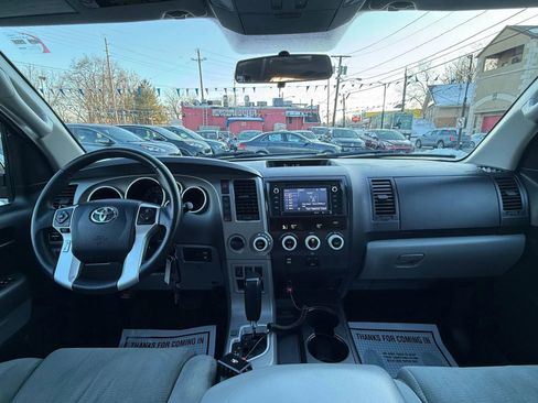 Used 2015 Toyota Sequoia SR5 image 46