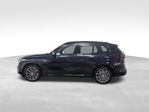 New 2026 BMW X5 M60i image 2