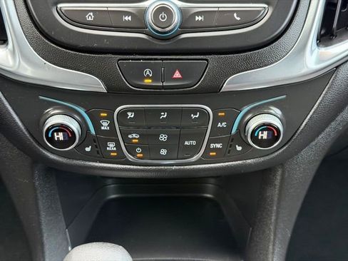 Used 2024 Chevrolet Equinox LT image 24