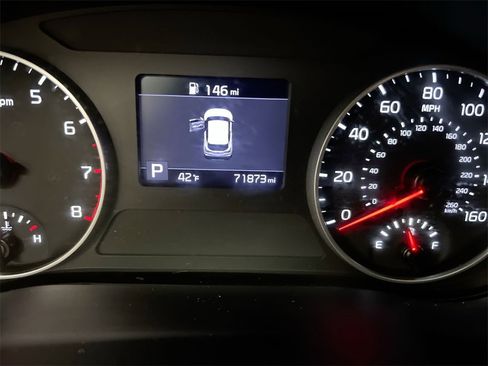 Used 2023 Kia Seltos S image 12