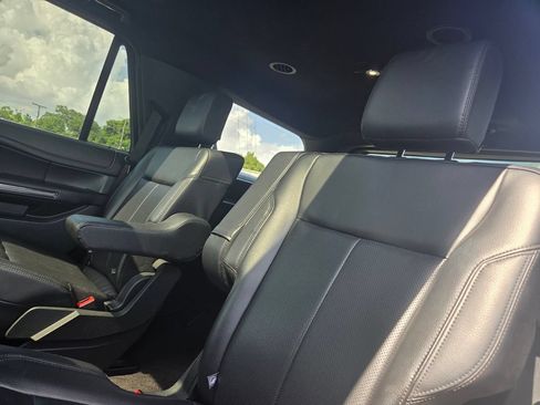 Used 2021 Ford Expedition XLT RWD image 26