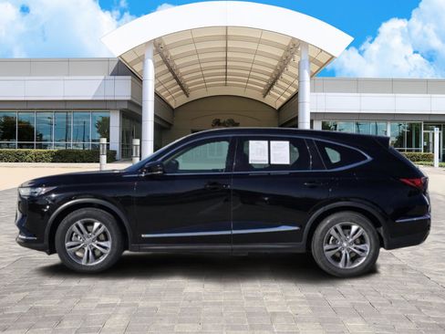 Used 2024 Acura MDX FWD image 3