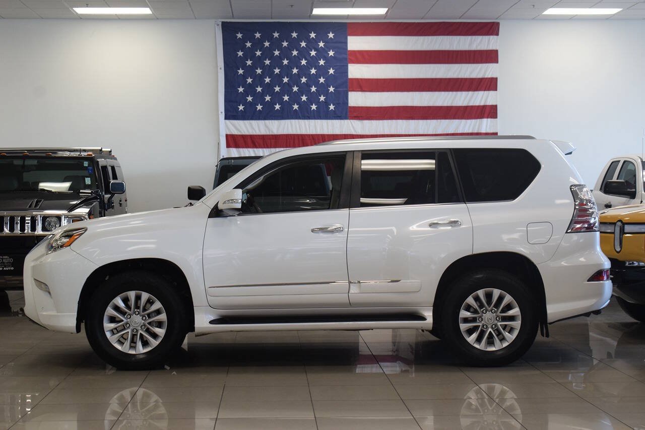 Used 2014 Lexus GX 460 w/ Premium Package AWD/4WD image 13