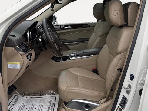 Used 2013 Mercedes-Benz GL 450 4MATIC image 12