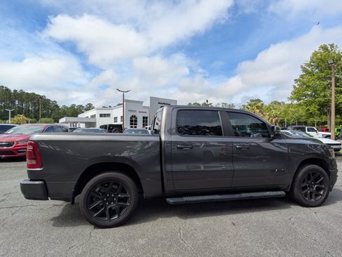 Used 2023 RAM 1500 Laramie AWD/4WD image 4