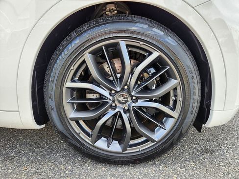 Used 2024 Maserati Levante GT Ultima AWD/4WD image 19