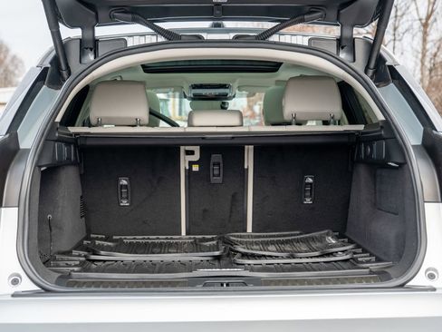 Certified 2023 Land Rover Range Rover Velar S image 37