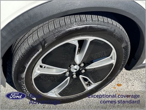 Certified 2022 Ford Mustang Mach-E Select w/ Comfort/Technology Package image 12