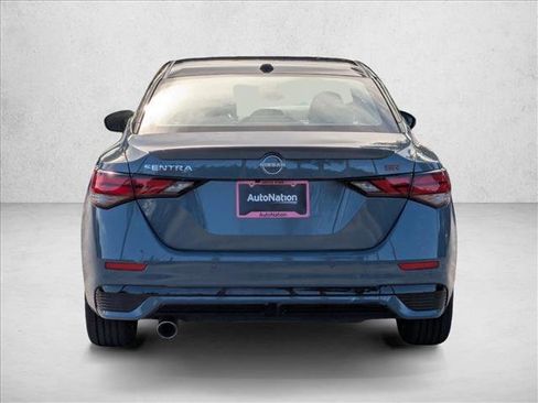 Certified 2025 Nissan Sentra SR FWD image 7