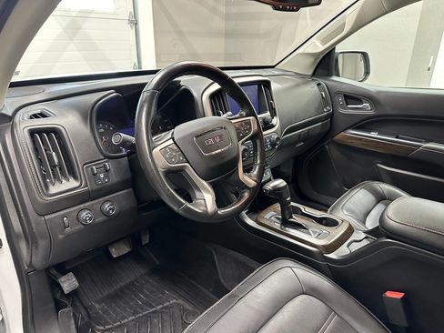 Used 2020 GMC Canyon Denali image 17