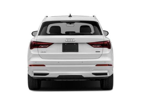Used 2021 Audi Q3 2.0T Premium w/ Convenience Package AWD/4WD image 5