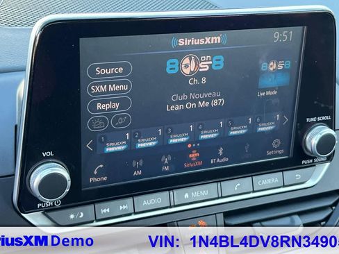 Used 2024 Nissan Altima 2.5 SV FWD image 35