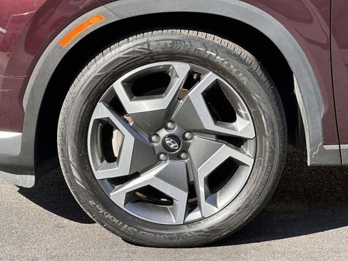 Used 2024 Hyundai Palisade Limited AWD/4WD image 15