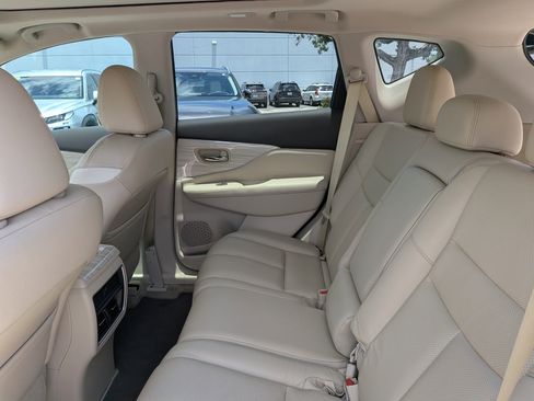 Used 2015 Nissan Murano SL w/ SL Technology Package FWD image 15