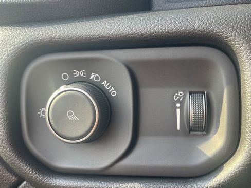 Used 2023 RAM 3500 Tradesman image 18