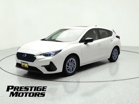 Used 2025 Subaru Impreza 2.0i AWD/4WD image 2