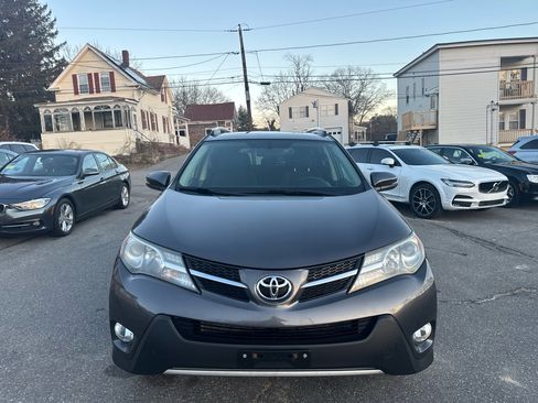 Used 2015 Toyota RAV4 XLE image 3