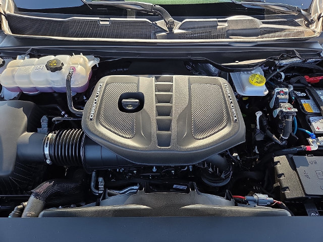 Used 2025 RAM 1500 Limited AWD/4WD image 9