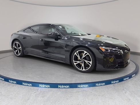 Certified 2023 Audi e-tron GT Premium Plus w/ Performance Package AWD/4WD image 5