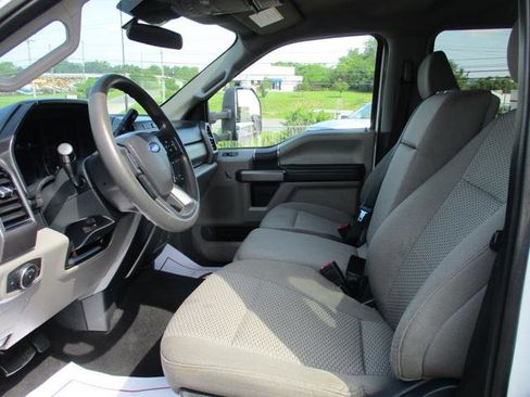 Used 2022 Ford F450 XLT image 6