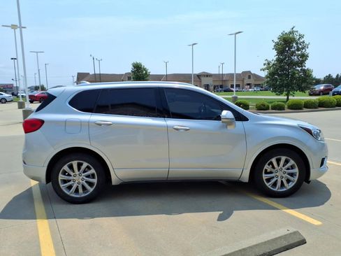 Used 2019 Buick Envision Essence FWD image 8