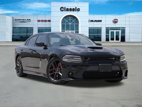 Used 2019 Dodge Charger Scat Pack w/ Plus Group RWD image 1