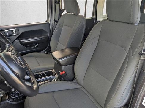 Used 2019 Jeep Wrangler Unlimited Sport S AWD/4WD image 16