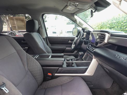 Used 2022 Toyota Tundra SR5 w/ TRD Off-Road Package AWD/4WD image 18